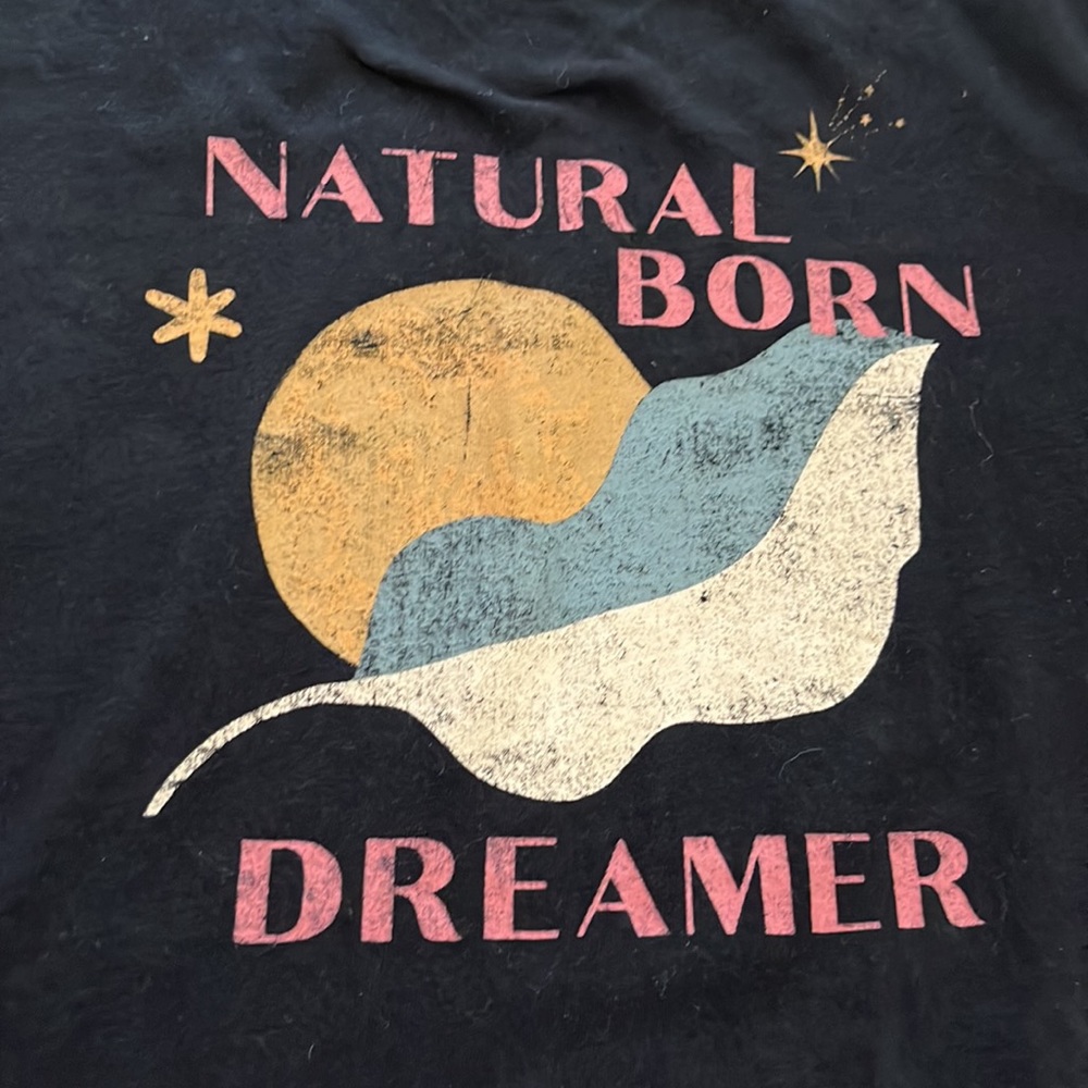 Old Navy black graphic t-shirt Size M
